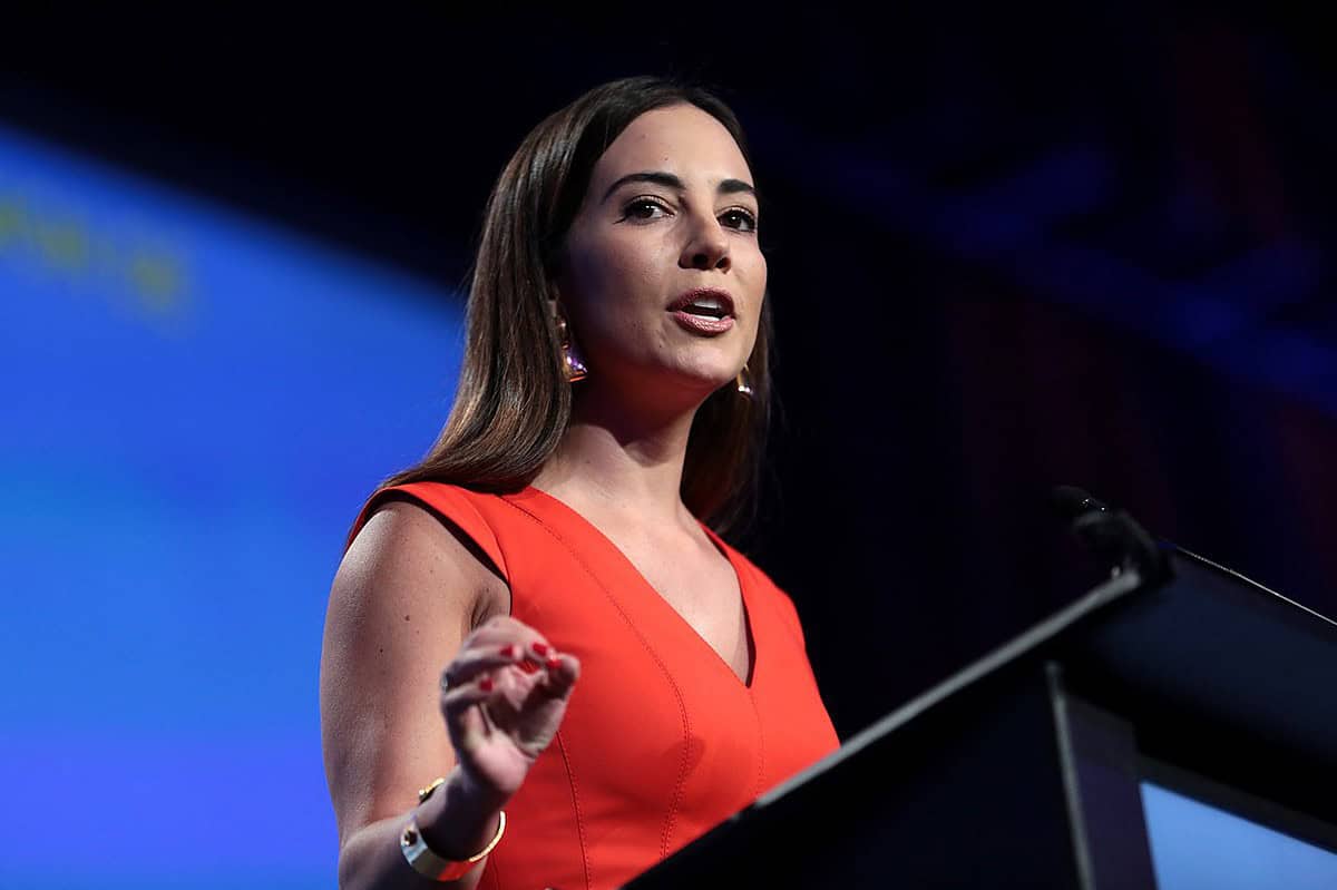 Mariana Atencio speaking | Speakers Inc International
